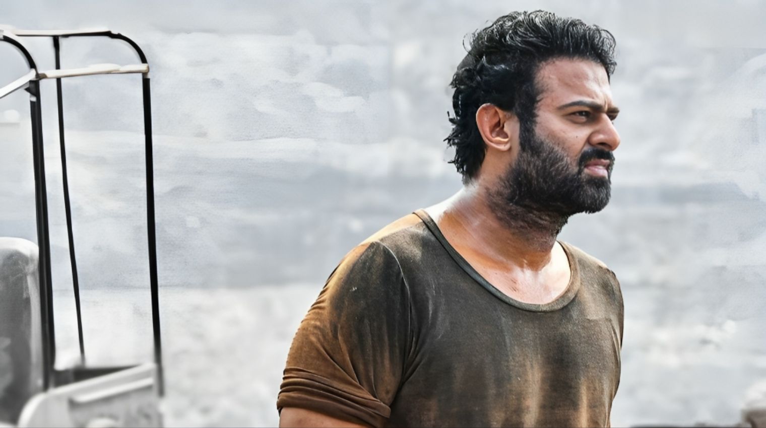 ‘Salaar’ :- Prabhas’ Blockbuster Crosses Rs 500 Crore Worldwide, Eyes on to hit Rs 300 Crore Milestone in India on Day 6″