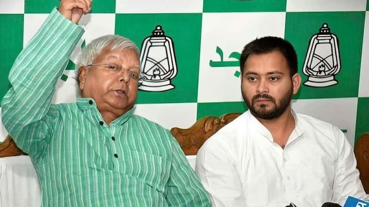 “Money Laundering Probe: Lalu Yadav and Tejashwi Yadav Summoned by Investigation Agency”