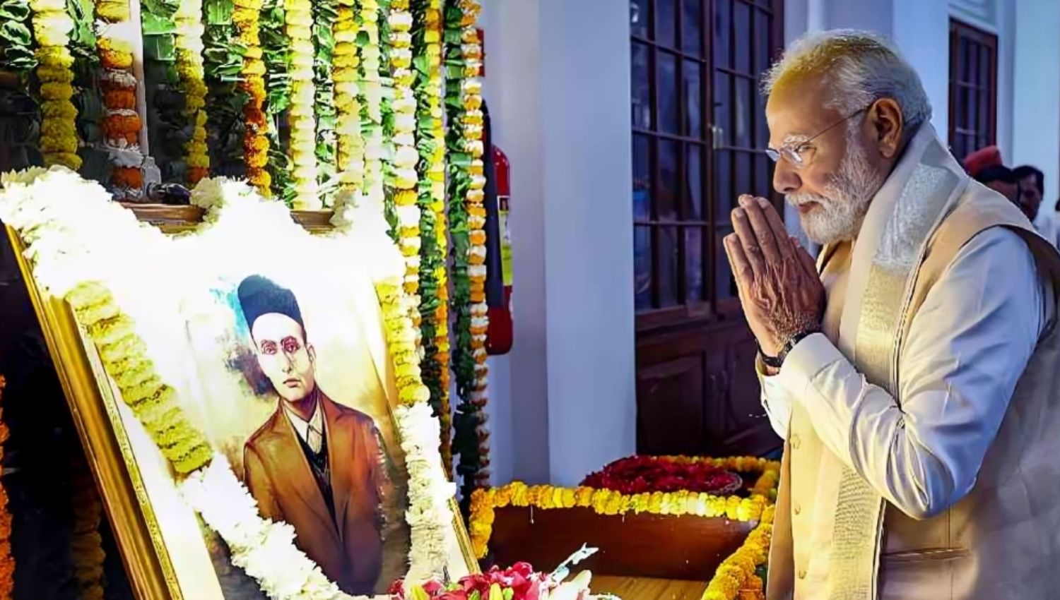 Honoring a Hero: PM Modi Pays Tribute to Veer Savarkar on His Birth Anniversary !