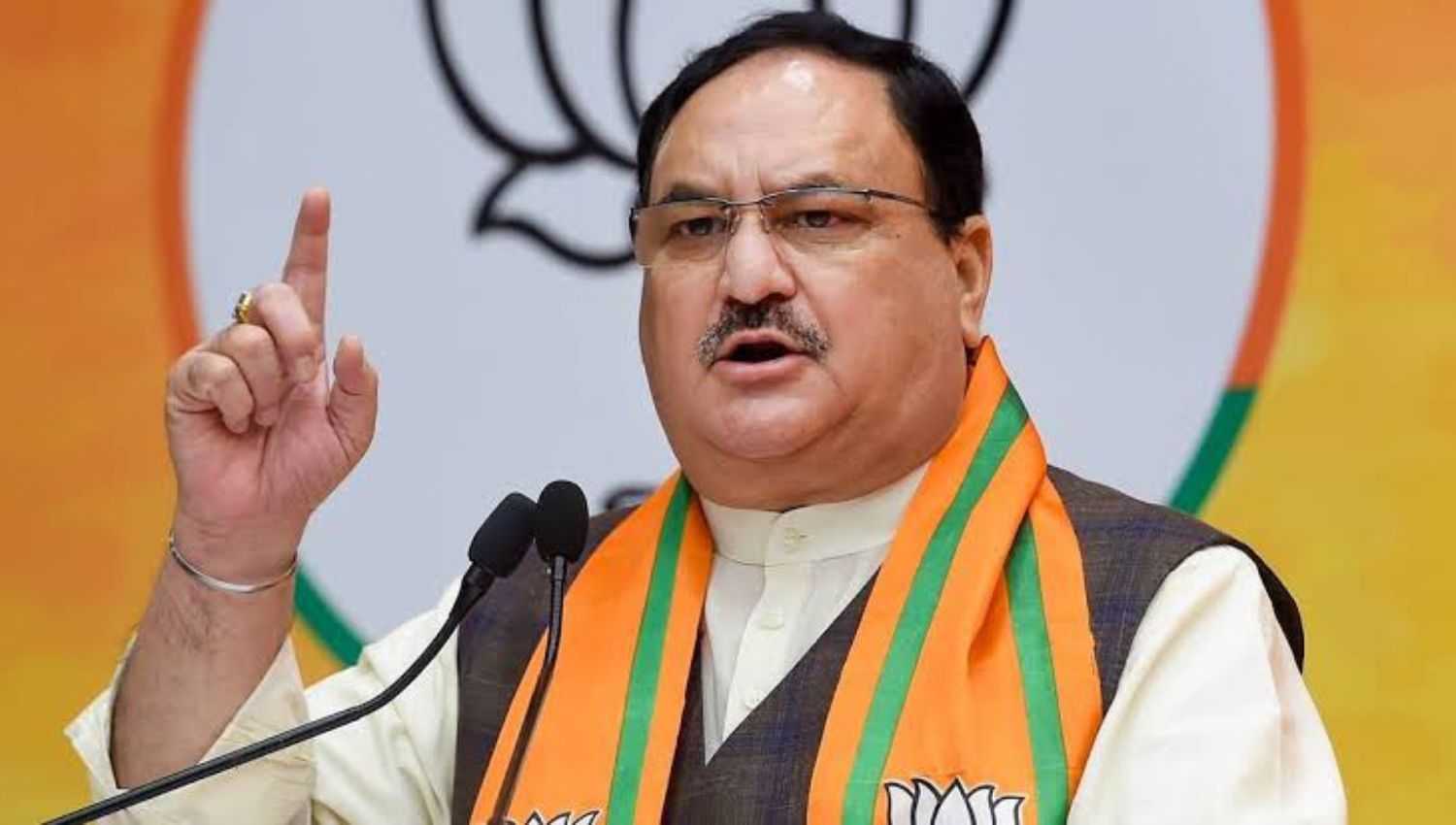 “JP Nadda Condemns RJD as a ‘Swamp’ in Motihari Rally: Addressing Job Concerns”