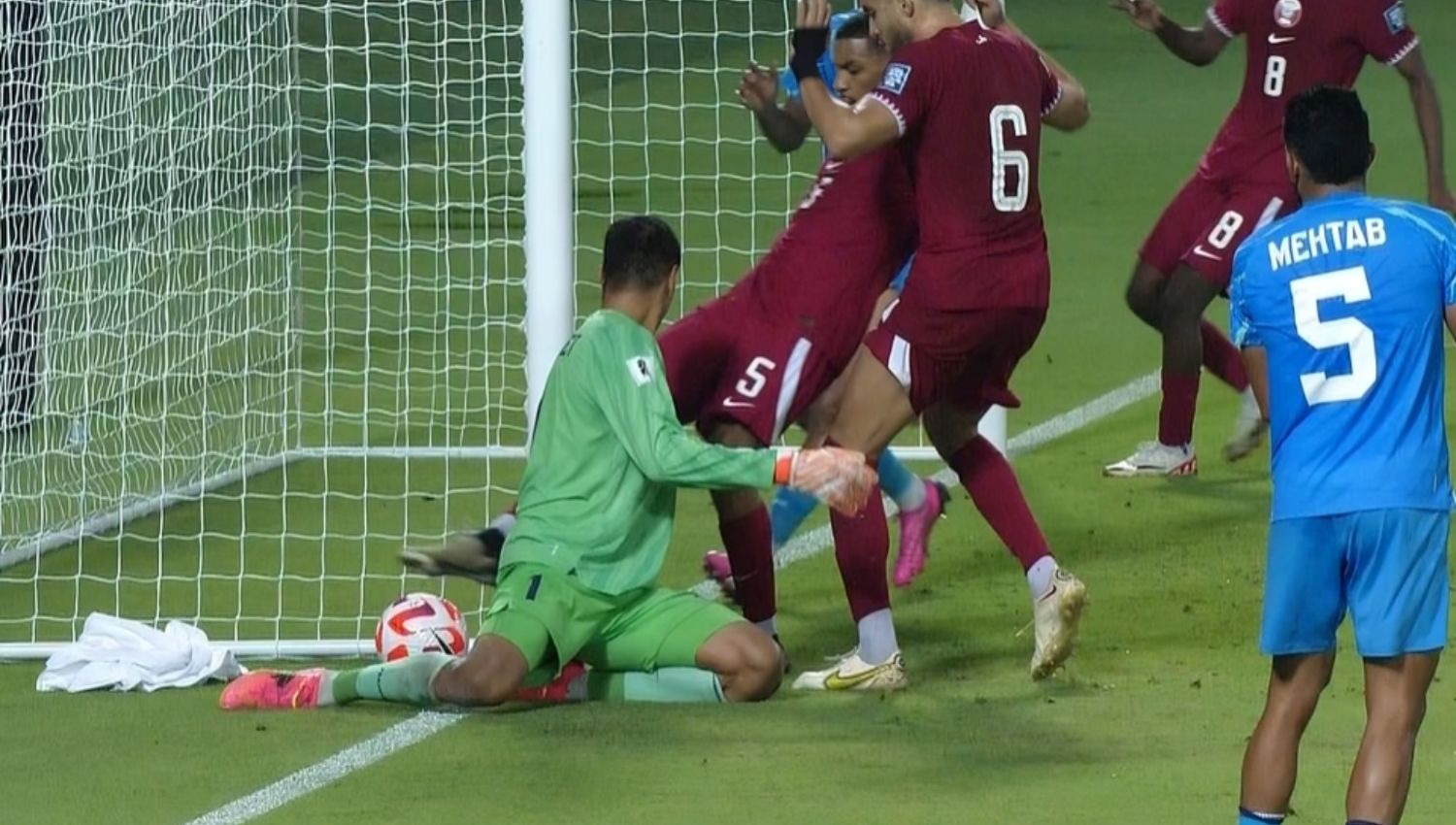 Blatant Cheating: Fans Outraged as Referee’s Call on Controversial Goal Ends India’s Campaign Against Qatar!