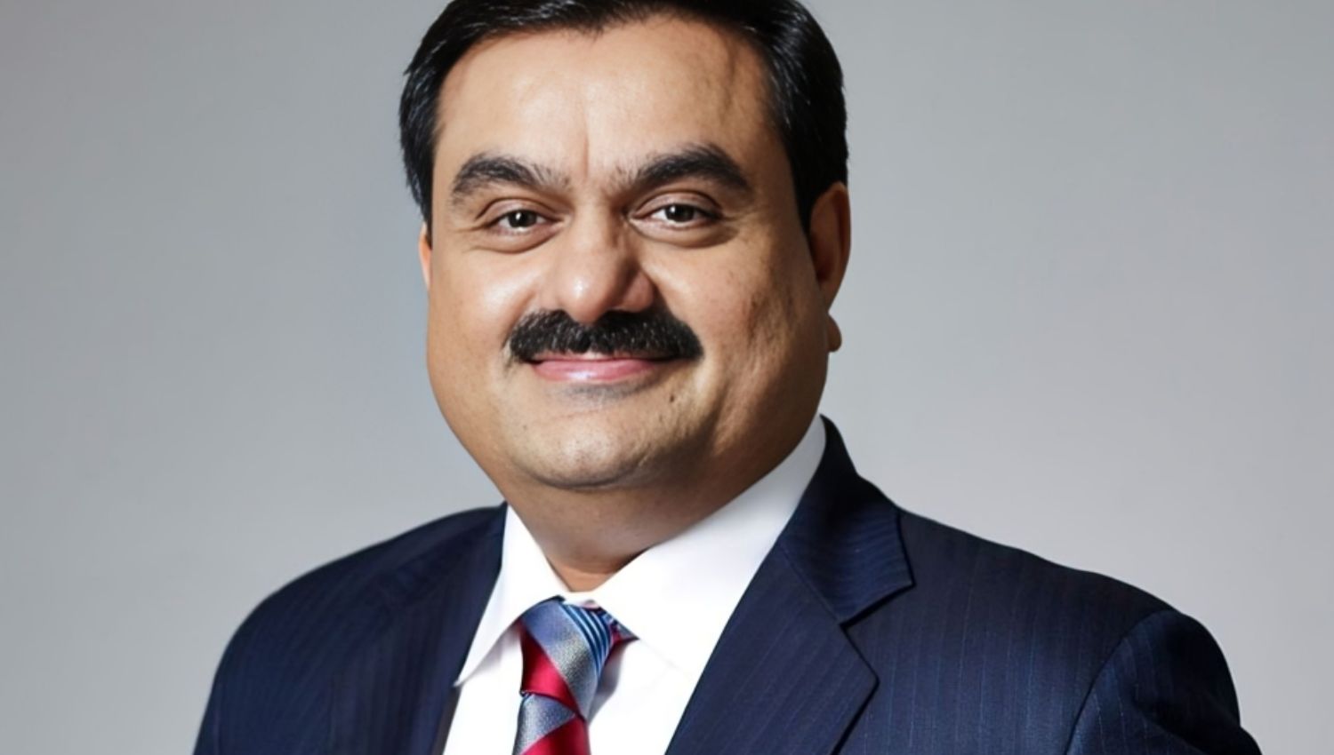 “Adani Enterprises to Invest ₹1.75 Lakh Crore in Airports Business Over Next Decade: Report”