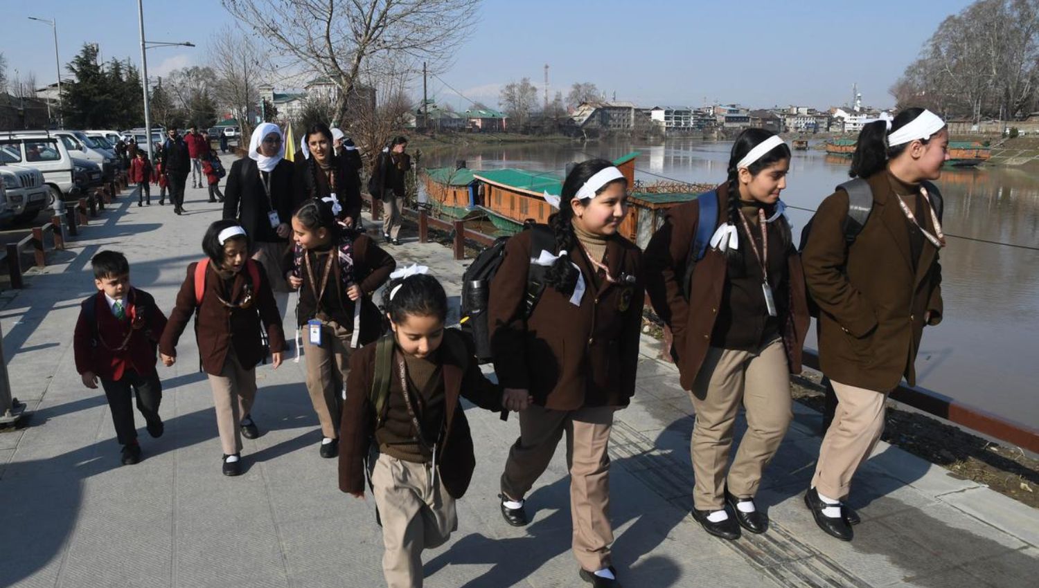 Unity in Song: National Anthem Mandated in Jammu and Kashmir Schools !