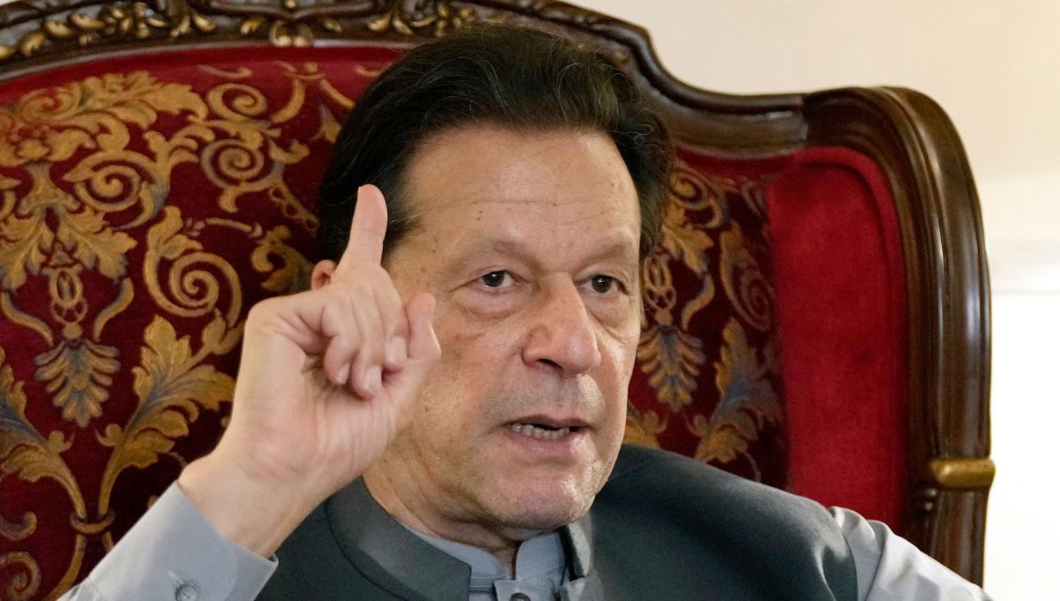 “Big Blow to Jailed Imran Khan as Pakistan Government Moves to Ban PTI Party”