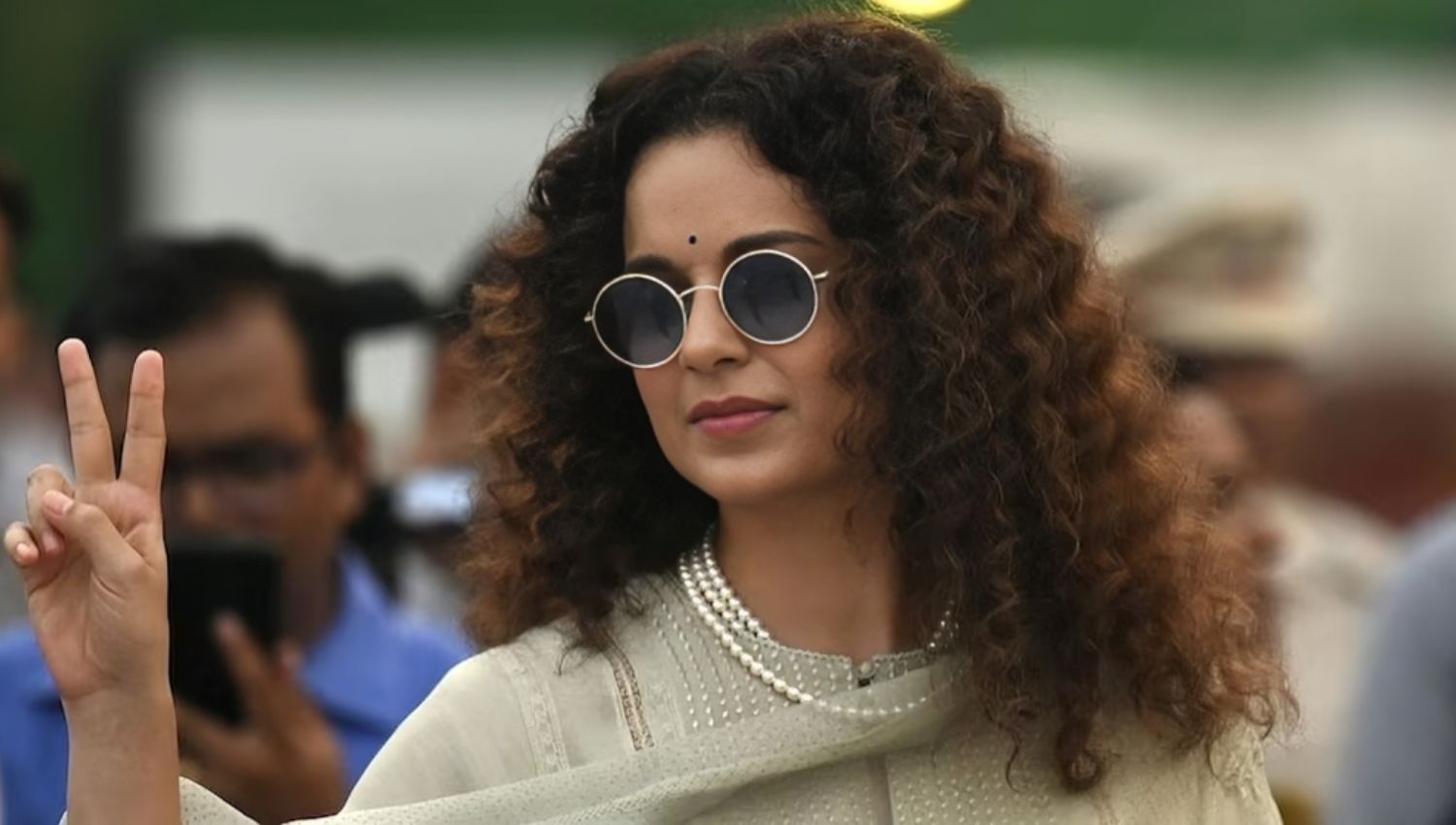 CISF Woman Jawan Who Slapped Kangana Ranaut Transferred !