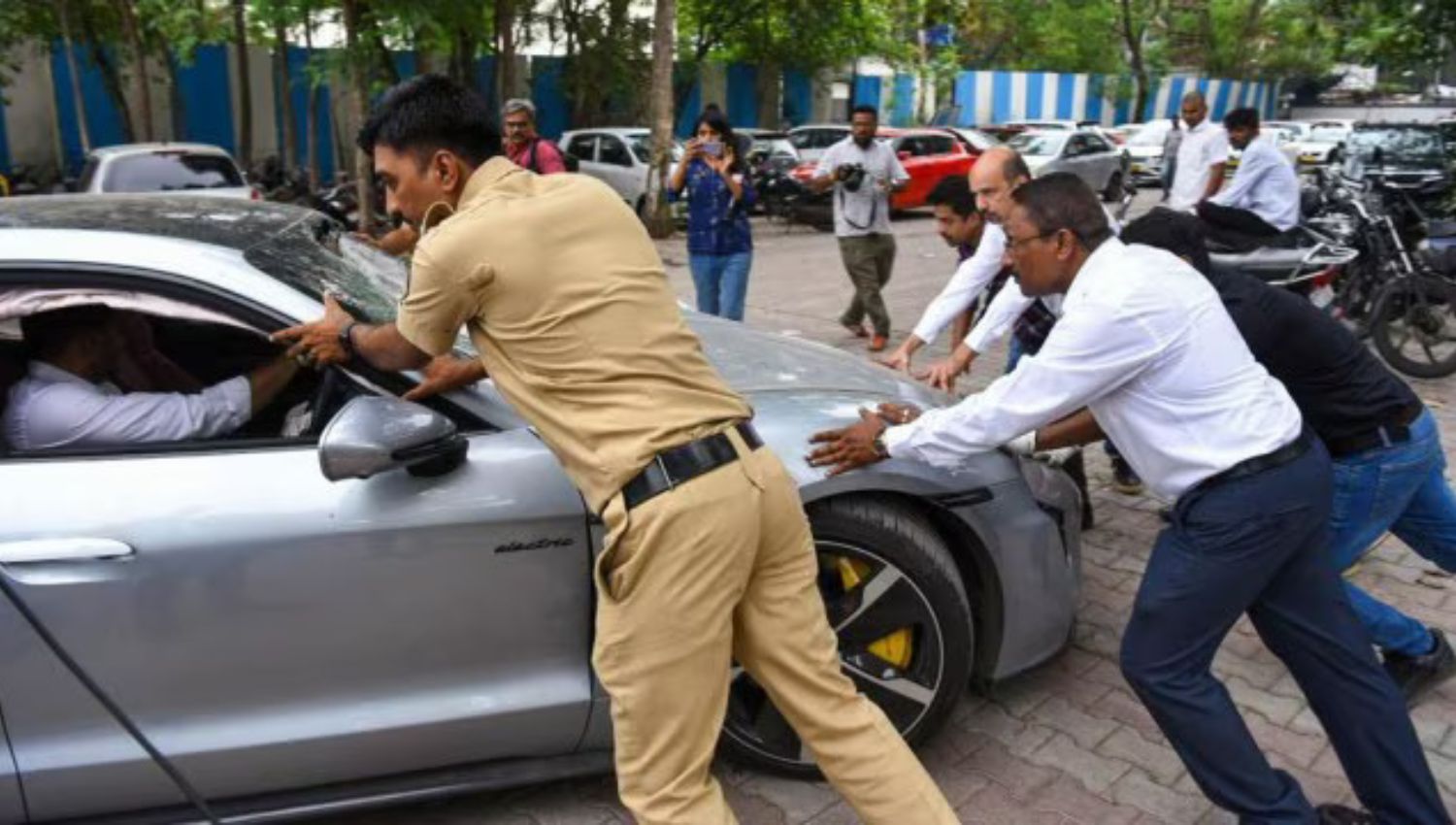 Minor in Porsche Case Adheres to Bail Conditions, Submits Essay on Road Safety !