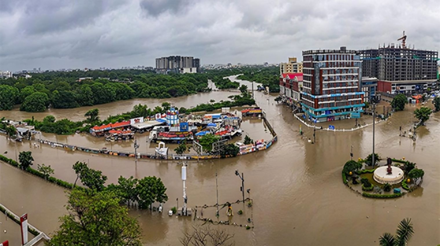 Devastating Gujarat Rains: 28 Dead, 18,000 Evacuated Amidst Three-Day Downpour !