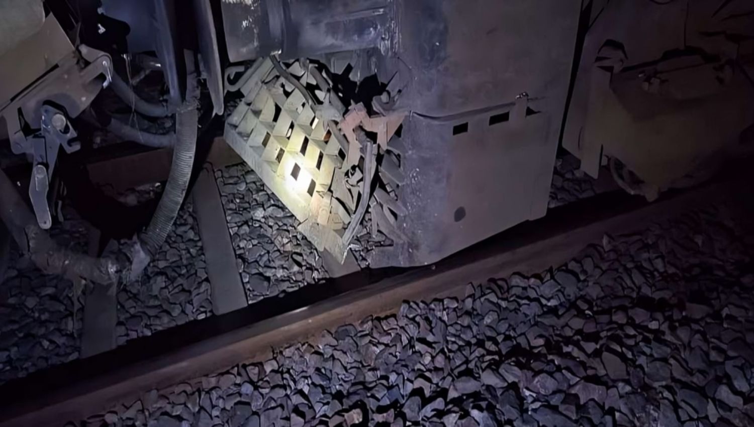 Sabarmati Express Derailment Near Kanpur: No Serious Injuries Reported !