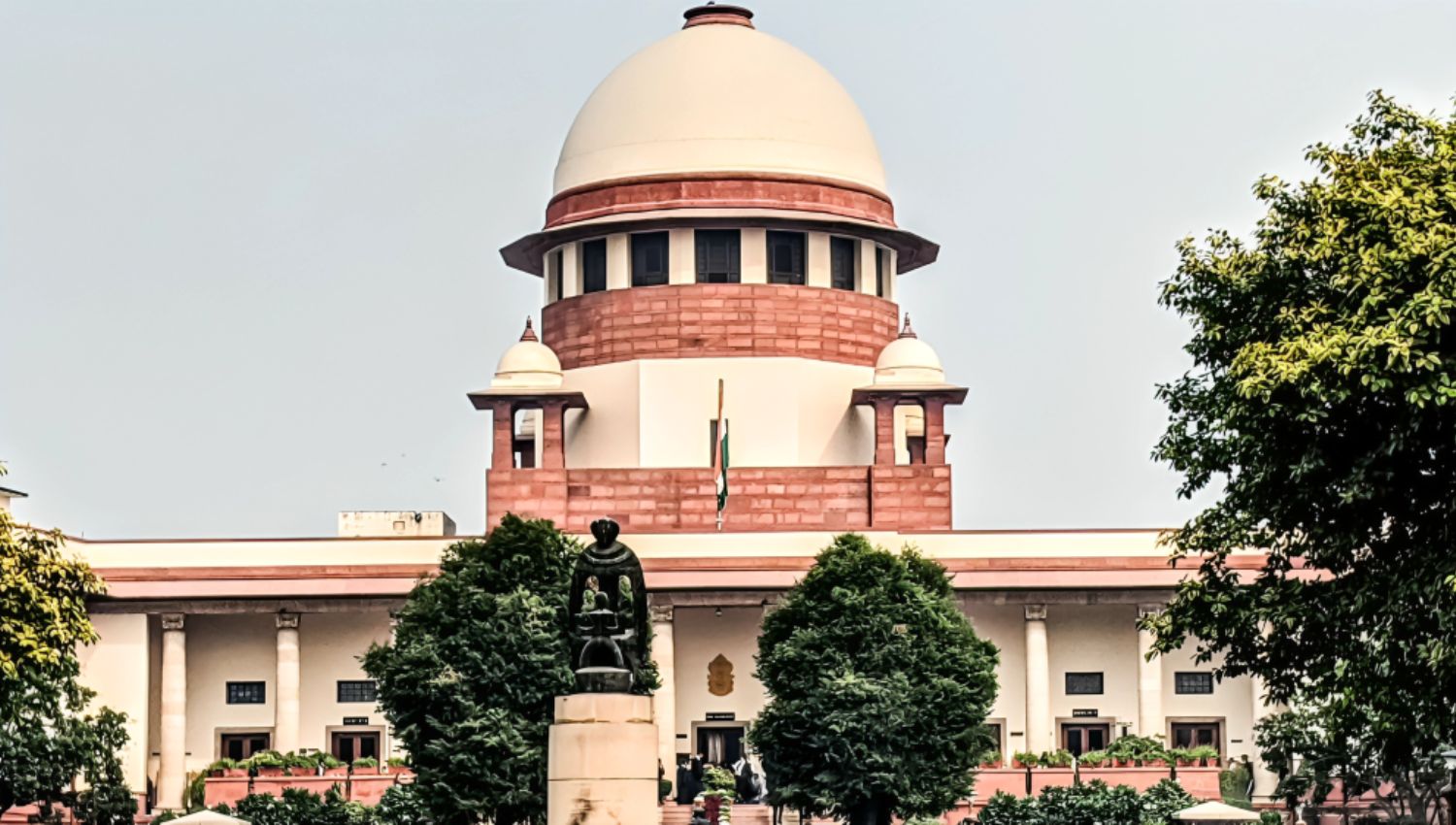 Bail Over Jail: Supreme Court’s Stand on Money Laundering Cases !