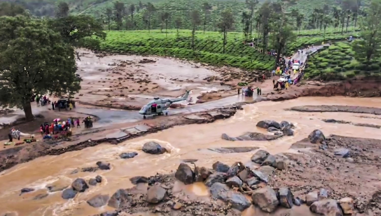 Tragic Wayanad Landslides Claim 344 Lives; Deep Search Radars Deployed in Rescue Efforts !