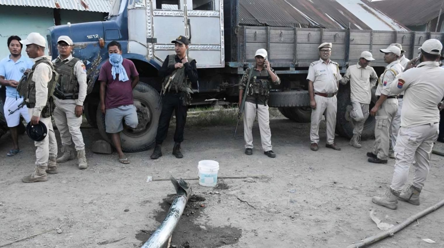 Violence Erupts in Manipur: 5 Killed, Militant Bunkers Destroyed in Churachandpur !