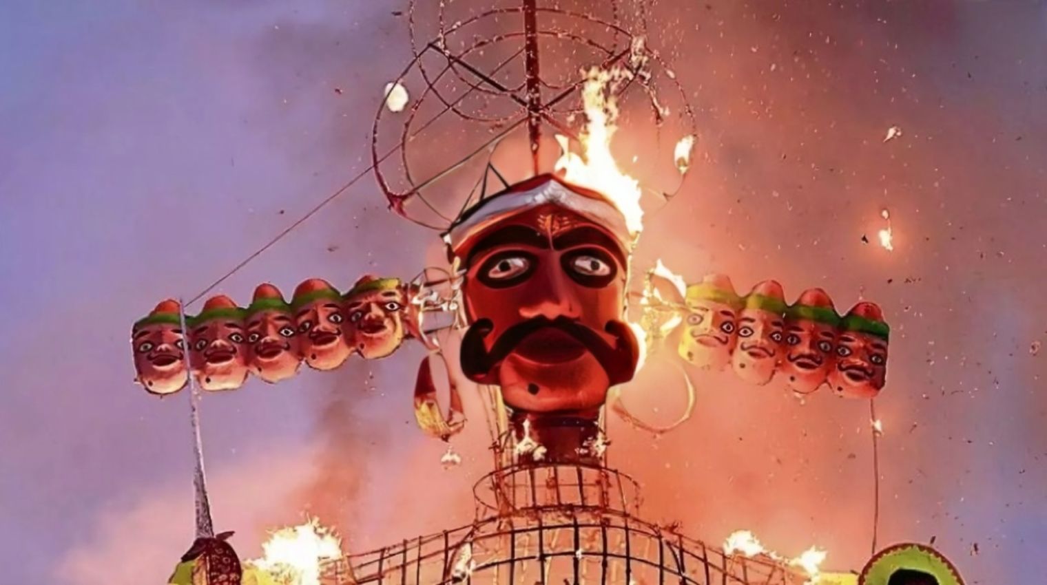 Patna News: Gandhi Maidan Gears Up for a Spectacular Dussehra 2024 with 80-Feet Ravana & Hanuman !